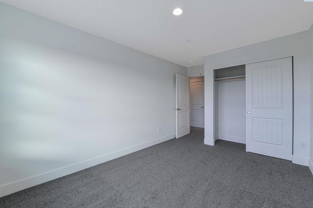 4537 Road 114, Pasco, WA 99301