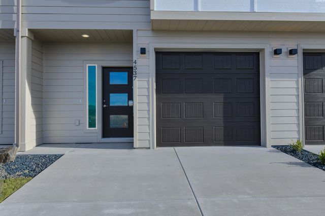 4537 Road 114, Pasco, WA 99301