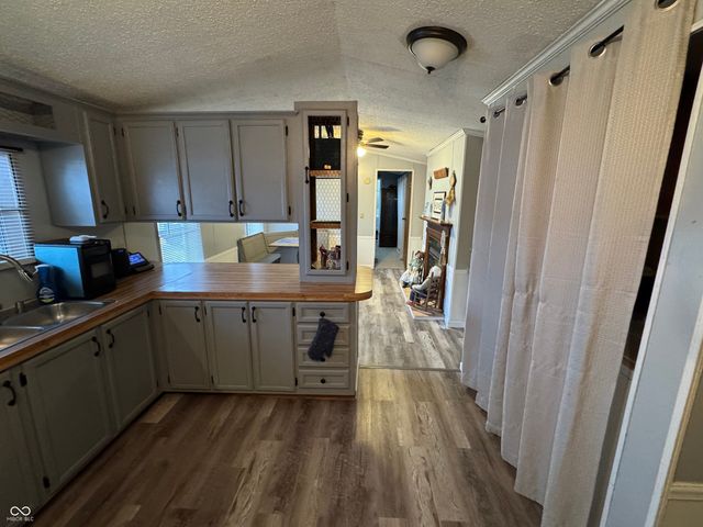 537 W State Street, Kingman, IN 47952