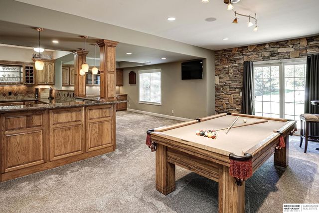 1412 N 134th Circle, Omaha, NE 68154