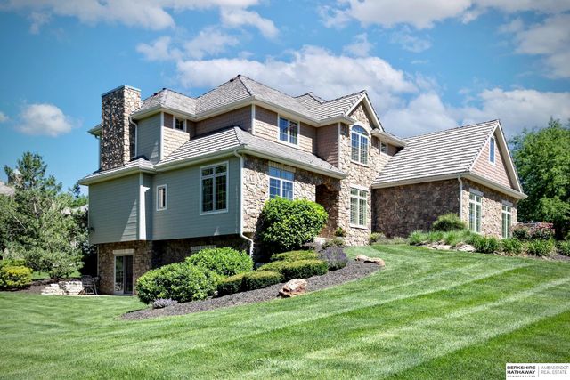 1412 N 134th Circle, Omaha, NE 68154