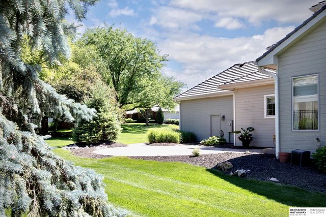 1412 N 134th Circle, Omaha, NE 68154