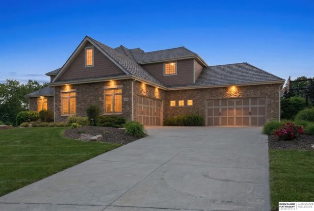 1412 N 134th Circle, Omaha, NE 68154