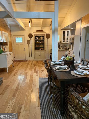 210 E Overbend Trail, Blue Ridge, GA 30513