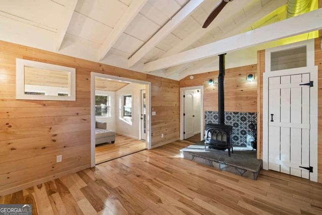 210 E Overbend Trail, Blue Ridge, GA 30513