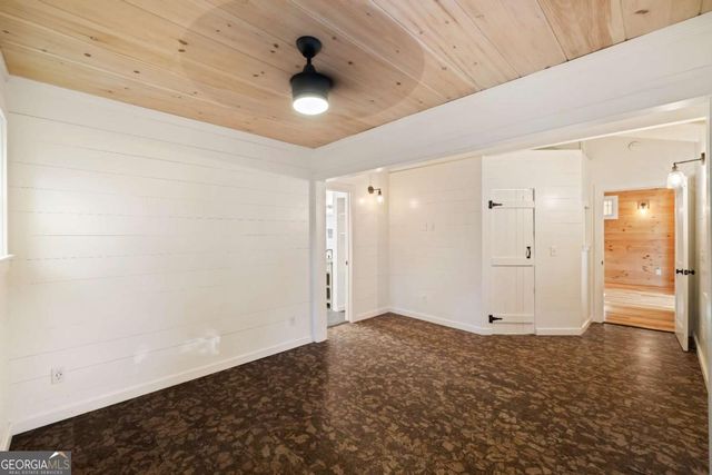 210 E Overbend Trail, Blue Ridge, GA 30513