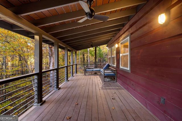 210 E Overbend Trail, Blue Ridge, GA 30513