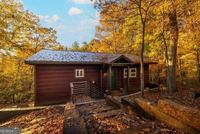 210 E Overbend Trail, Blue Ridge, GA 30513