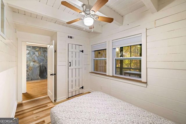 210 E Overbend Trail, Blue Ridge, GA 30513