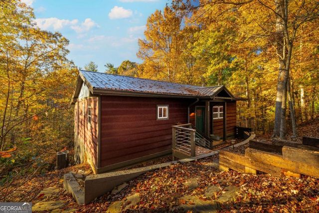 210 E Overbend Trail, Blue Ridge, GA 30513