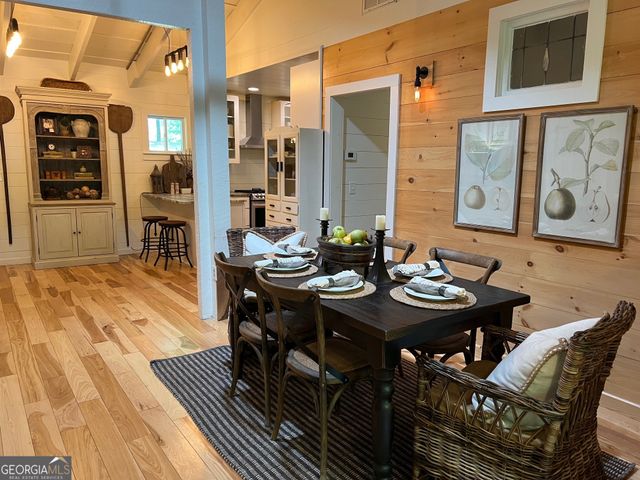 210 E Overbend Trail, Blue Ridge, GA 30513