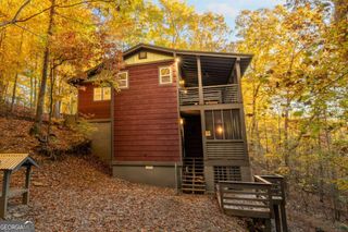 210 E Overbend Trail, Blue Ridge, GA 30513