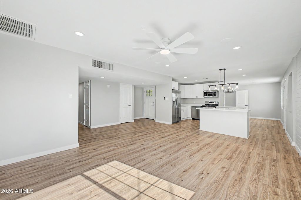 4620 N 53RD Avenue, Phoenix, AZ 85031 — photo 5