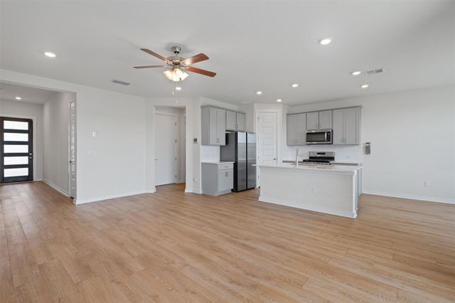 2024 Centerline LN, Georgetown, TX 78628