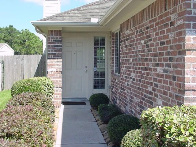4023 Bentwood Circle, Dickinson, TX 77539
