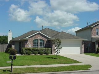 4023 Bentwood Circle, Dickinson, TX 77539
