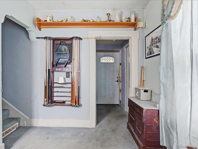 74 E Washington Street, Clarkston, MI 48346