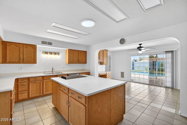 1182 W EL ALBA Way, Chandler, AZ 85224