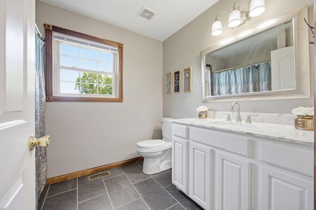 155 Clay Avenue, Lancaster, KY 40444