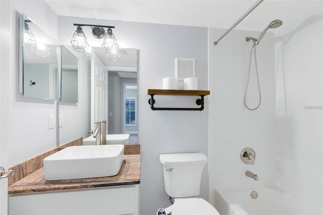 550 VIA DEL ORO DRIVE 102, Altamonte Springs, FL 32714