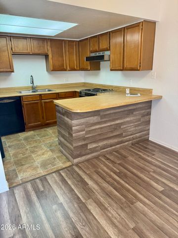 4810 W Manzanita Drive, Glendale, AZ 85302