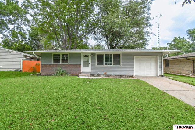 4118 Dunn Avenue, Lincoln, NE 68502