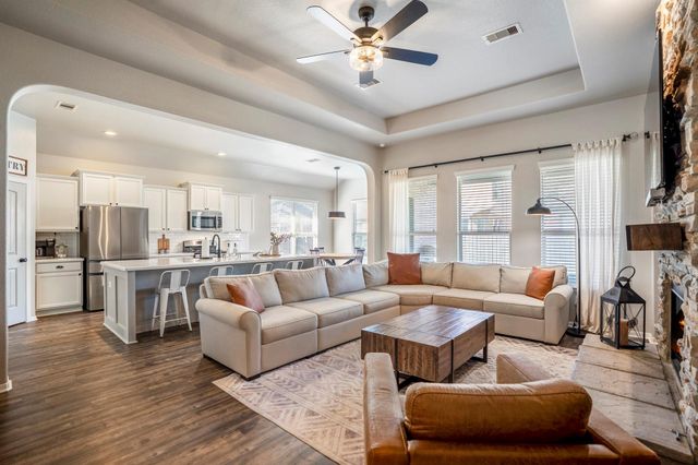 123 Clearmont Place, Montgomery, TX 77316