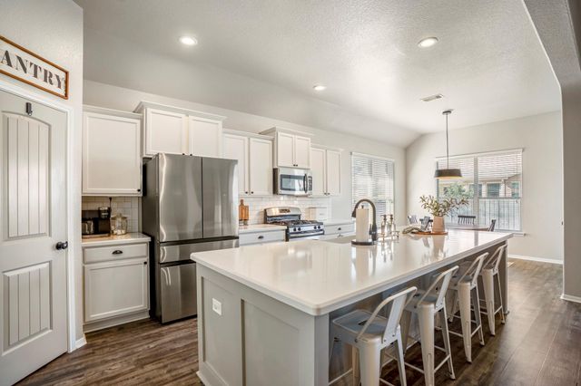 123 Clearmont Place, Montgomery, TX 77316