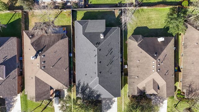 123 Clearmont Place, Montgomery, TX 77316