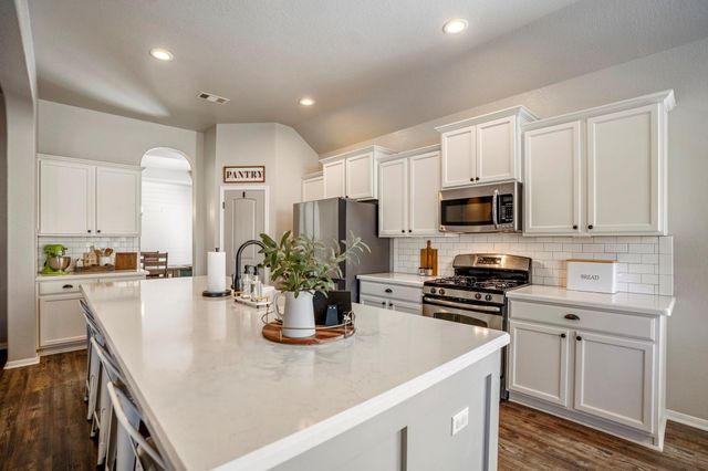 123 Clearmont Place, Montgomery, TX 77316