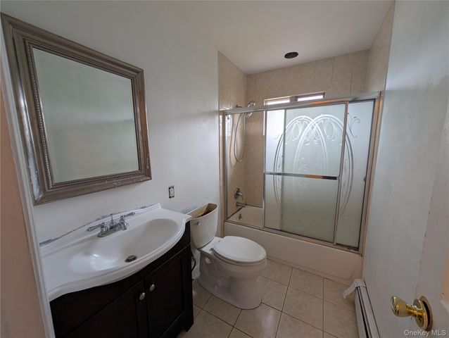 2683 S Saint Marks Avenue, Bellmore, NY 11710