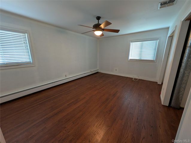 2683 S Saint Marks Avenue, Bellmore, NY 11710