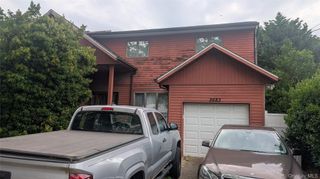 2683 S Saint Marks Avenue, Bellmore, NY 11710