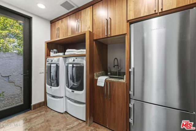 17424 Cumpston Street, Encino (los Angeles), CA 91316