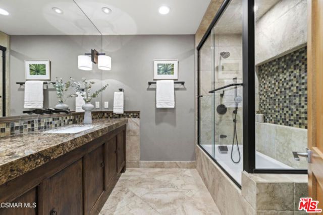 17424 Cumpston Street, Encino (los Angeles), CA 91316