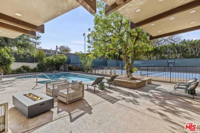 17424 Cumpston Street, Encino (los Angeles), CA 91316