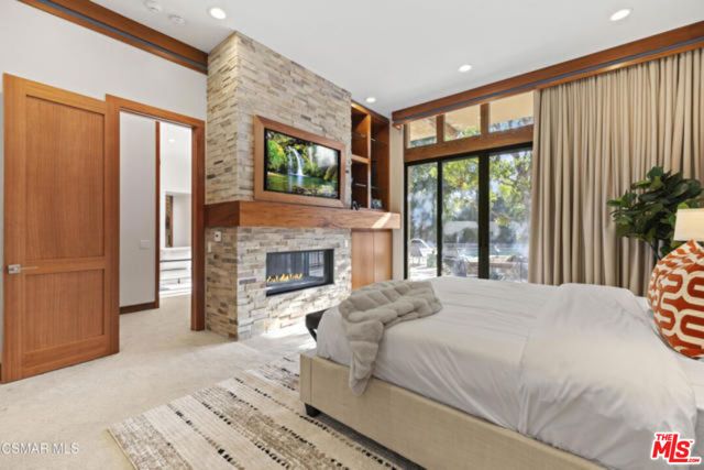 17424 Cumpston Street, Encino (los Angeles), CA 91316
