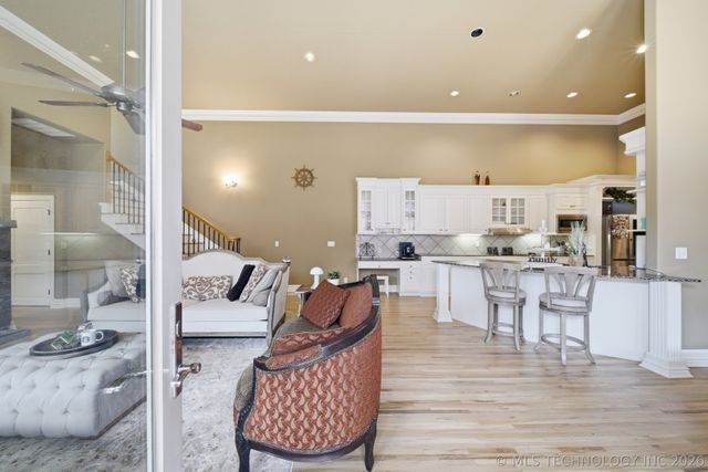 5708 W Orlando Circle, Broken Arrow, OK 74011