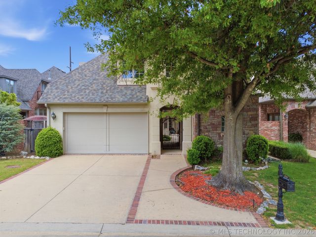 5708 W Orlando Circle, Broken Arrow, OK 74011