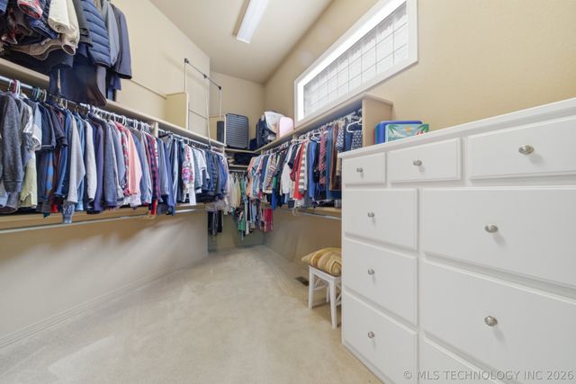 5708 W Orlando Circle, Broken Arrow, OK 74011