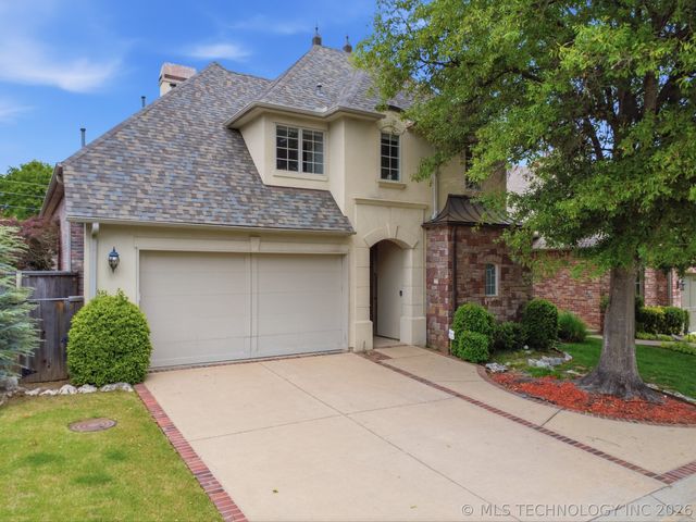 5708 W Orlando Circle, Broken Arrow, OK 74011