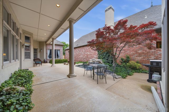 5708 W Orlando Circle, Broken Arrow, OK 74011