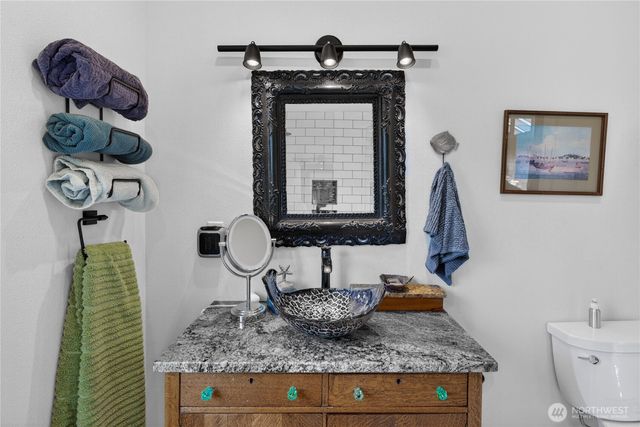 306 6th Street NW, Long Beach, WA 98631