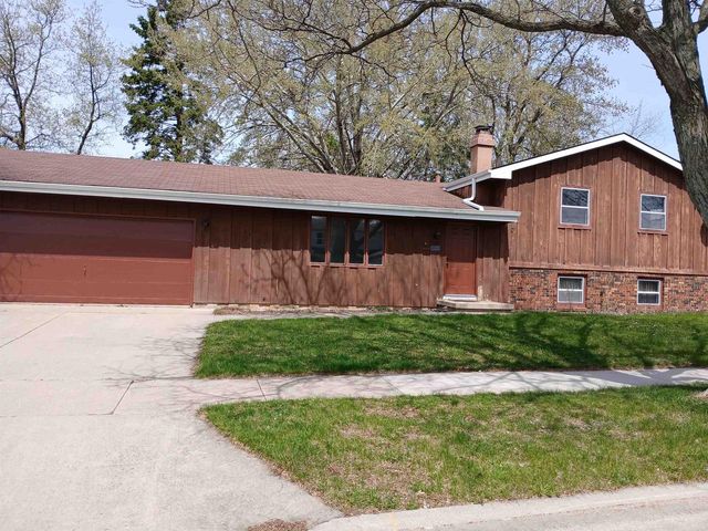 1220 E ROELAND AVENUE, Appleton, WI 54915