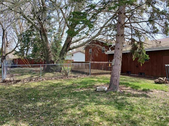1220 E ROELAND AVENUE, Appleton, WI 54915