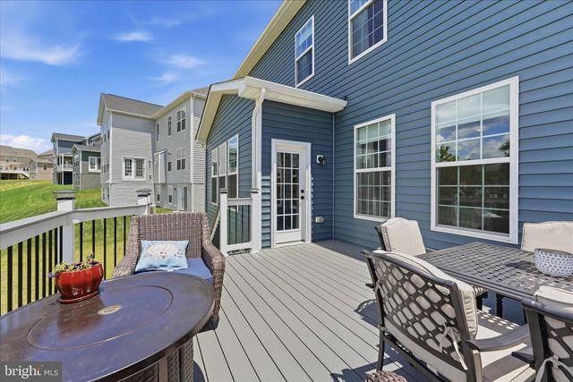 910 ENFIELD FARM LN, Brunswick, MD 21716