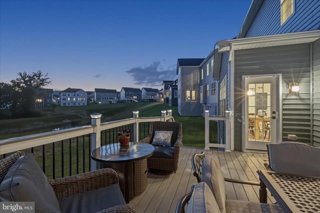 910 ENFIELD FARM LN, Brunswick, MD 21716