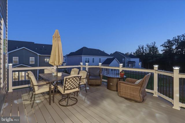 910 ENFIELD FARM LN, Brunswick, MD 21716