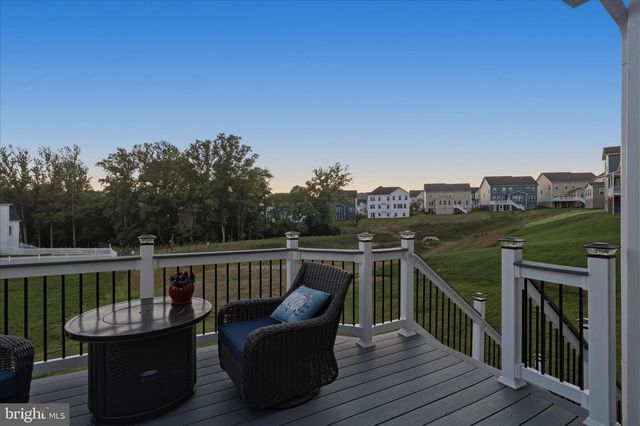 910 ENFIELD FARM LN, Brunswick, MD 21716