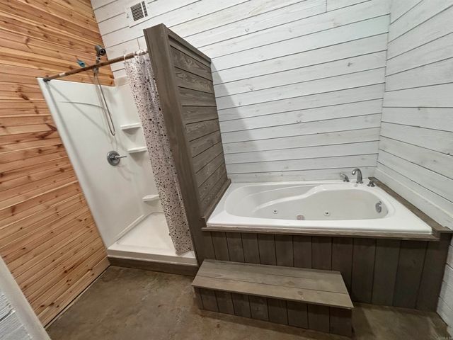 693 Little Blakely Creek Road, Jessieville, AR 71949